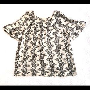 Bell sleeve classic top